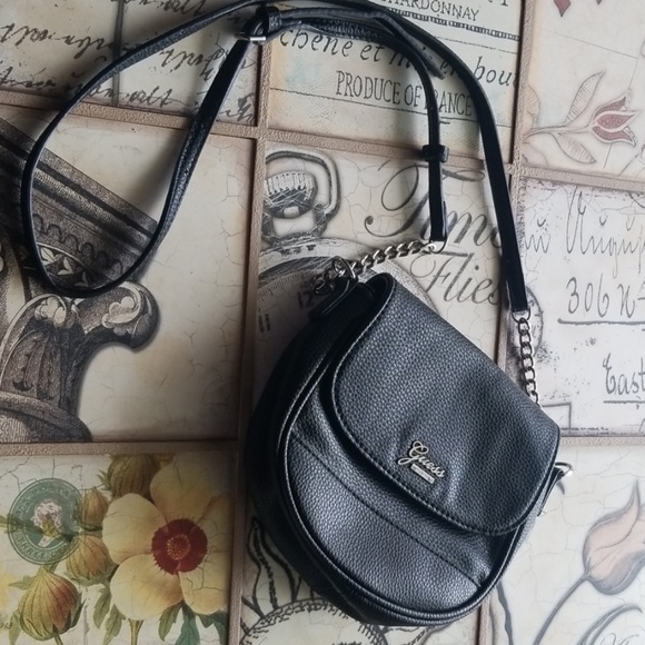 Guess Handbags - Vintage Guess Purse